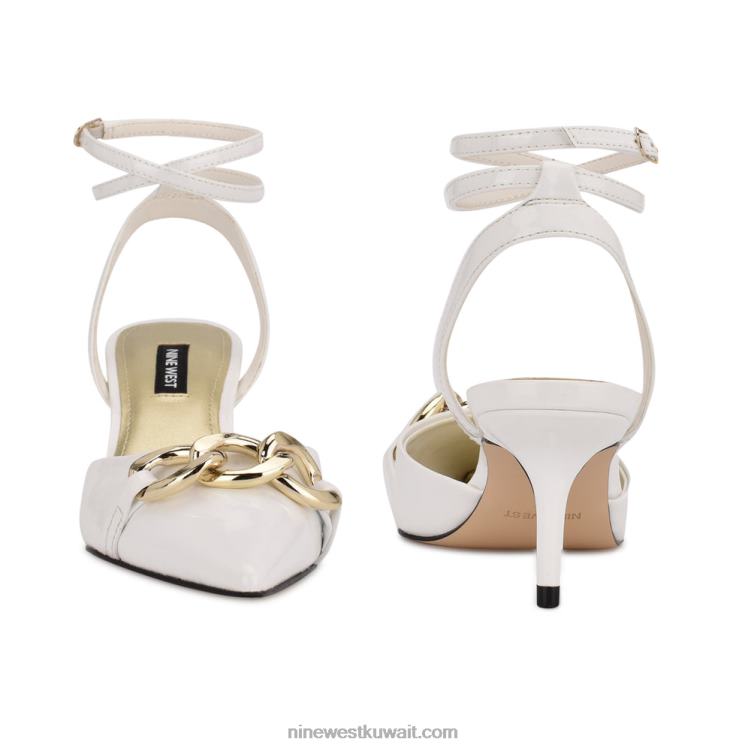 Nine West مضخات أرنيس بمقدمة مدببة براءة اختراع بيضاء VVL081177
