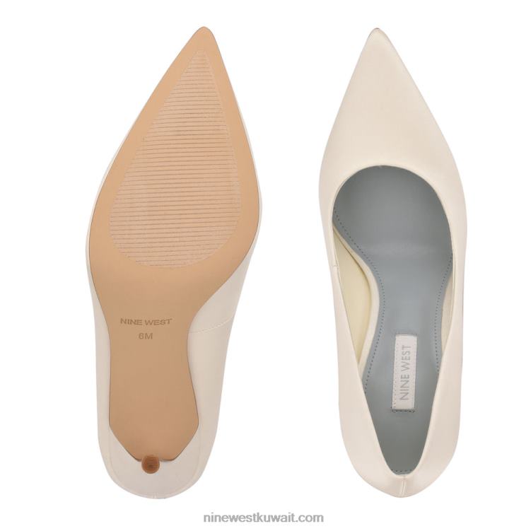 Nine West مضخات اصبع مدبب جديدة الساتان العاجي VVL081473