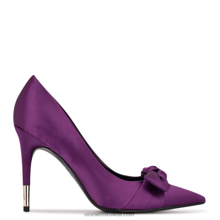 Nine West مضخات اللباس القوس الساتان الأرجواني VVL081872