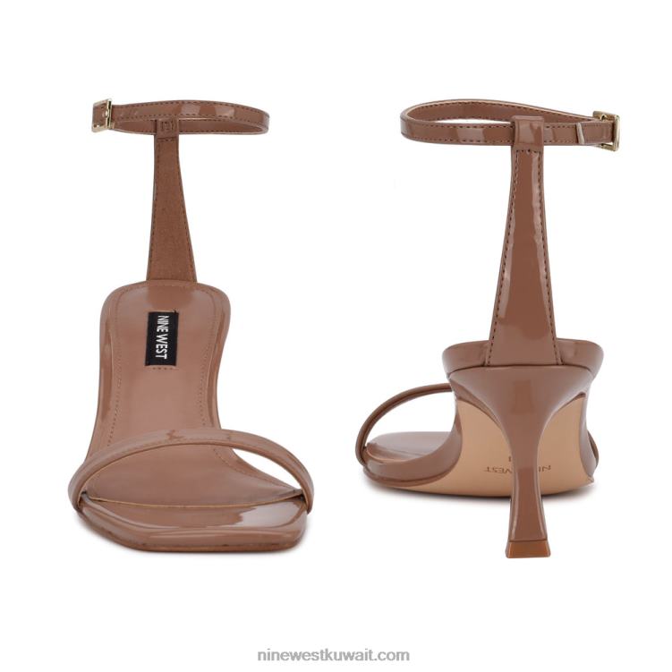 Nine West الصنادل ذات الكعب الناضج براءة اختراع الطين VVL082006