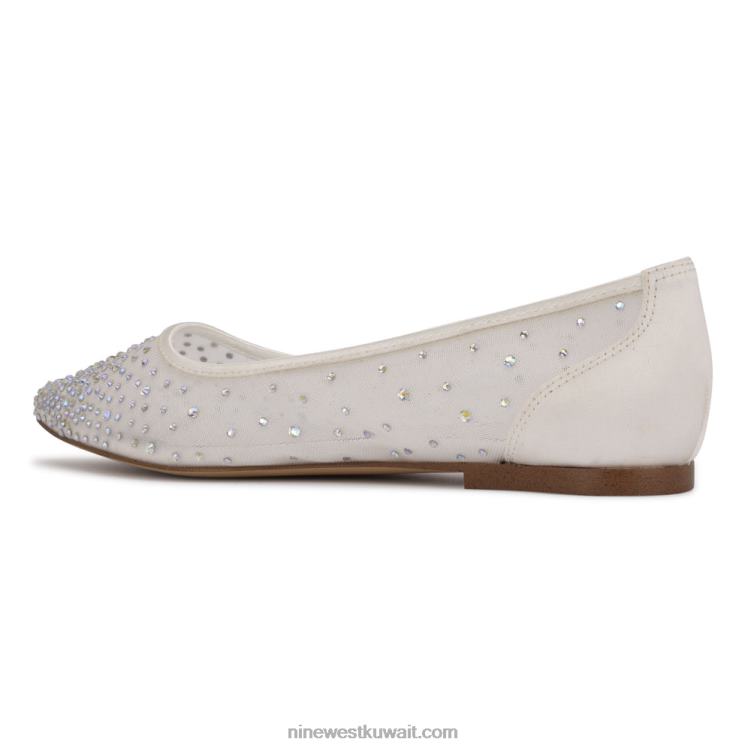 Nine West تعزيز الأحذية المسطحة بمقدمة مدببة شبكة بيضاء VVL082064