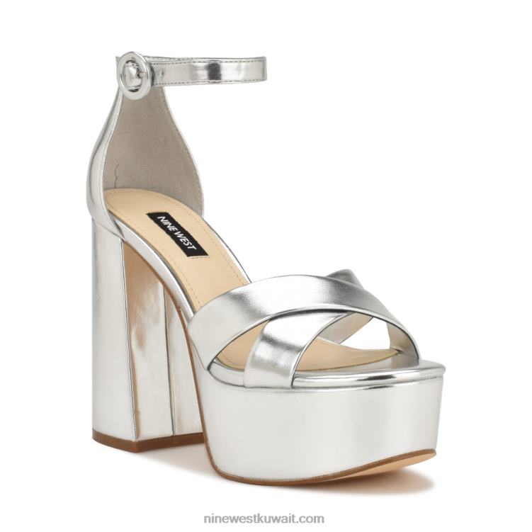 Nine West صندل بنعل سميك ويلي المعدني الفضي VVL08306