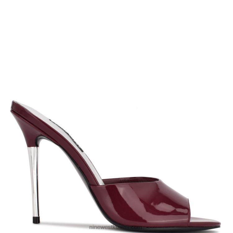 Nine West ديفاز صندل منزلق بكعب براءة اختراع البرقوق الداكن VVL08475