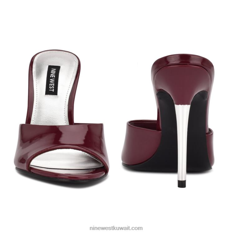 Nine West ديفاز صندل منزلق بكعب براءة اختراع البرقوق الداكن VVL08475