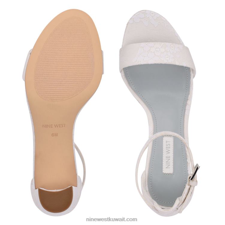 Nine West صندل برباط على الكاحل بكعب عريض الدانتيل العاجي VVL08511