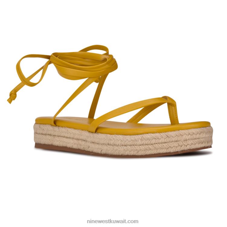 Nine West صندل مسطح ملفوف في الكاحل أصفر VVL0895
