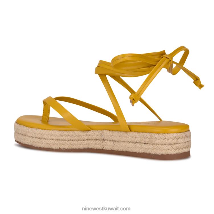 Nine West صندل مسطح ملفوف في الكاحل أصفر VVL0895