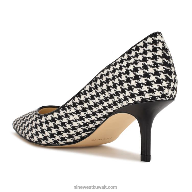 Nine West مضخات بمقدمة مدببة من آرلين أسود / أبيض houndstooth VVL081168
