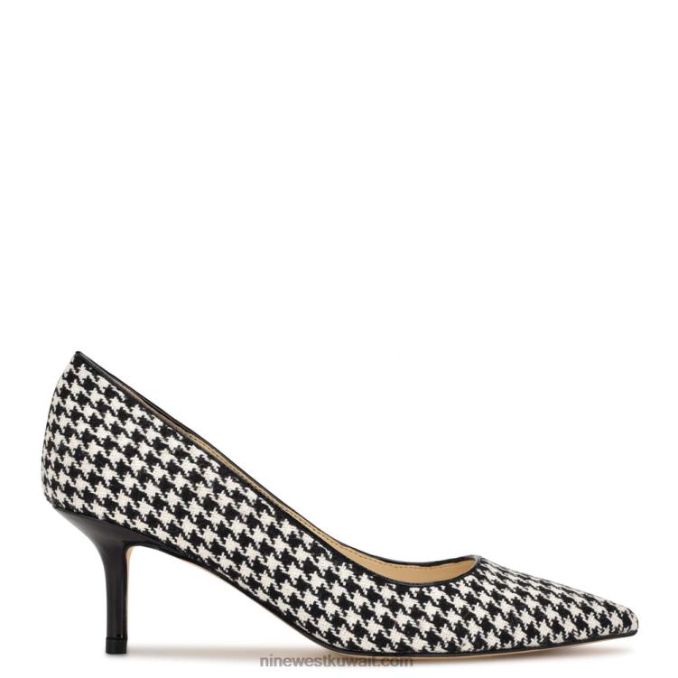 Nine West مضخات بمقدمة مدببة من آرلين أسود / أبيض houndstooth VVL082141