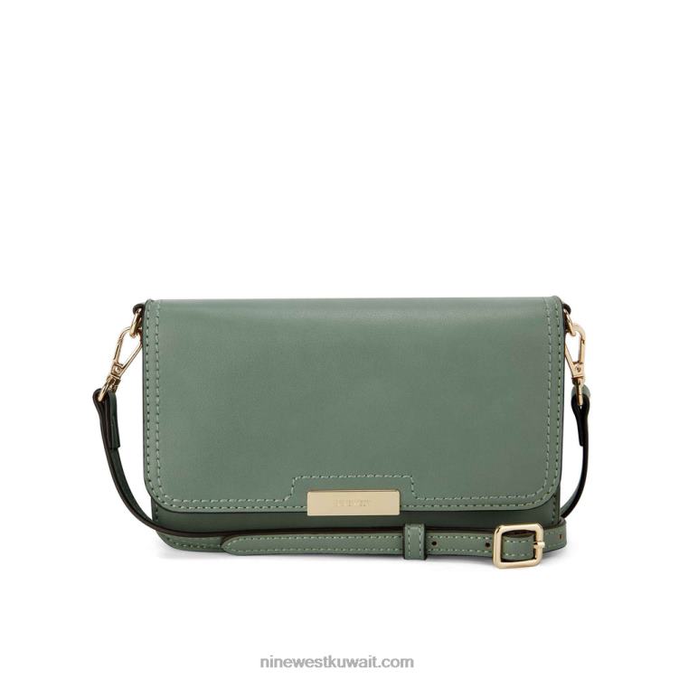 Nine West محفظة Lawson على سلسلة نبات الصبار VVL082629