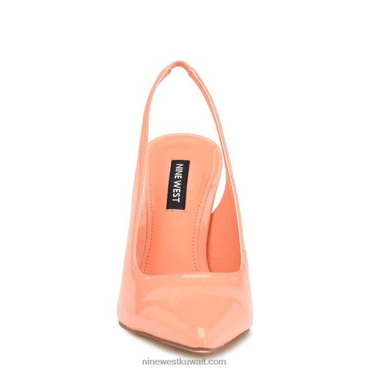 Nine West مضخات ريش مدببة من الأمام براءات الاختراع الكريمات VVL081596